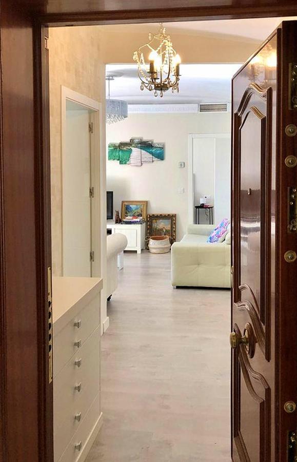Apartamento A 50 Metros De La Playa Malagueta Con Vistas Al Mar Málaga Eksteriør bilde