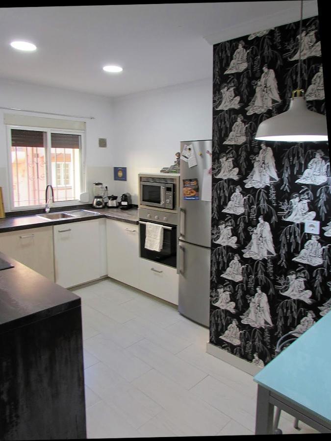 Apartamento A 50 Metros De La Playa Malagueta Con Vistas Al Mar Málaga Eksteriør bilde