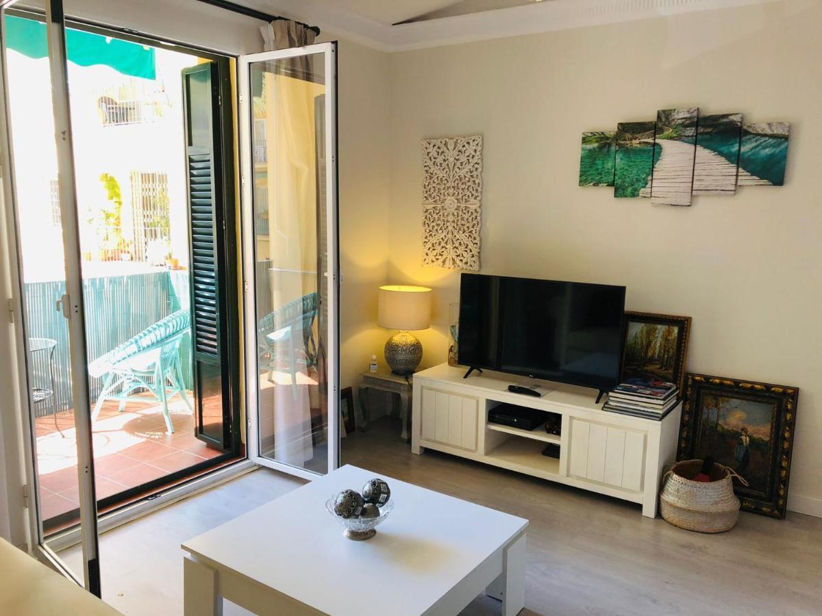 Apartamento A 50 Metros De La Playa Malagueta Con Vistas Al Mar Málaga Eksteriør bilde